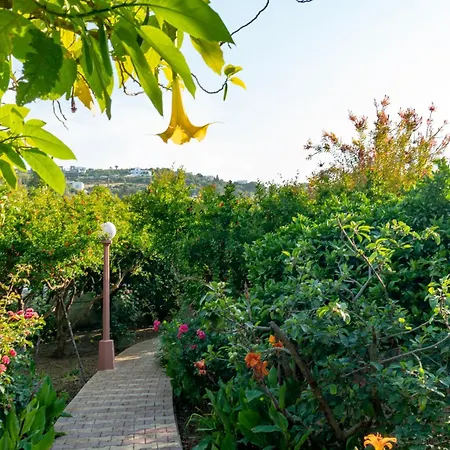 Emerald Leros Appart hôtel 2*