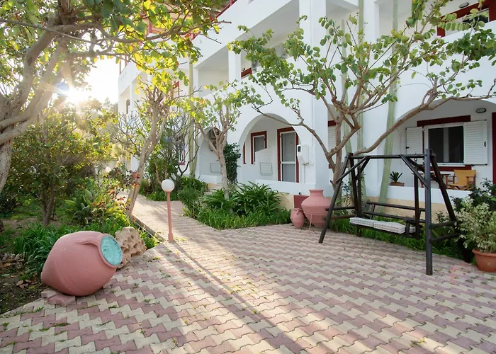 Apart Otel Emerald Leros 2*